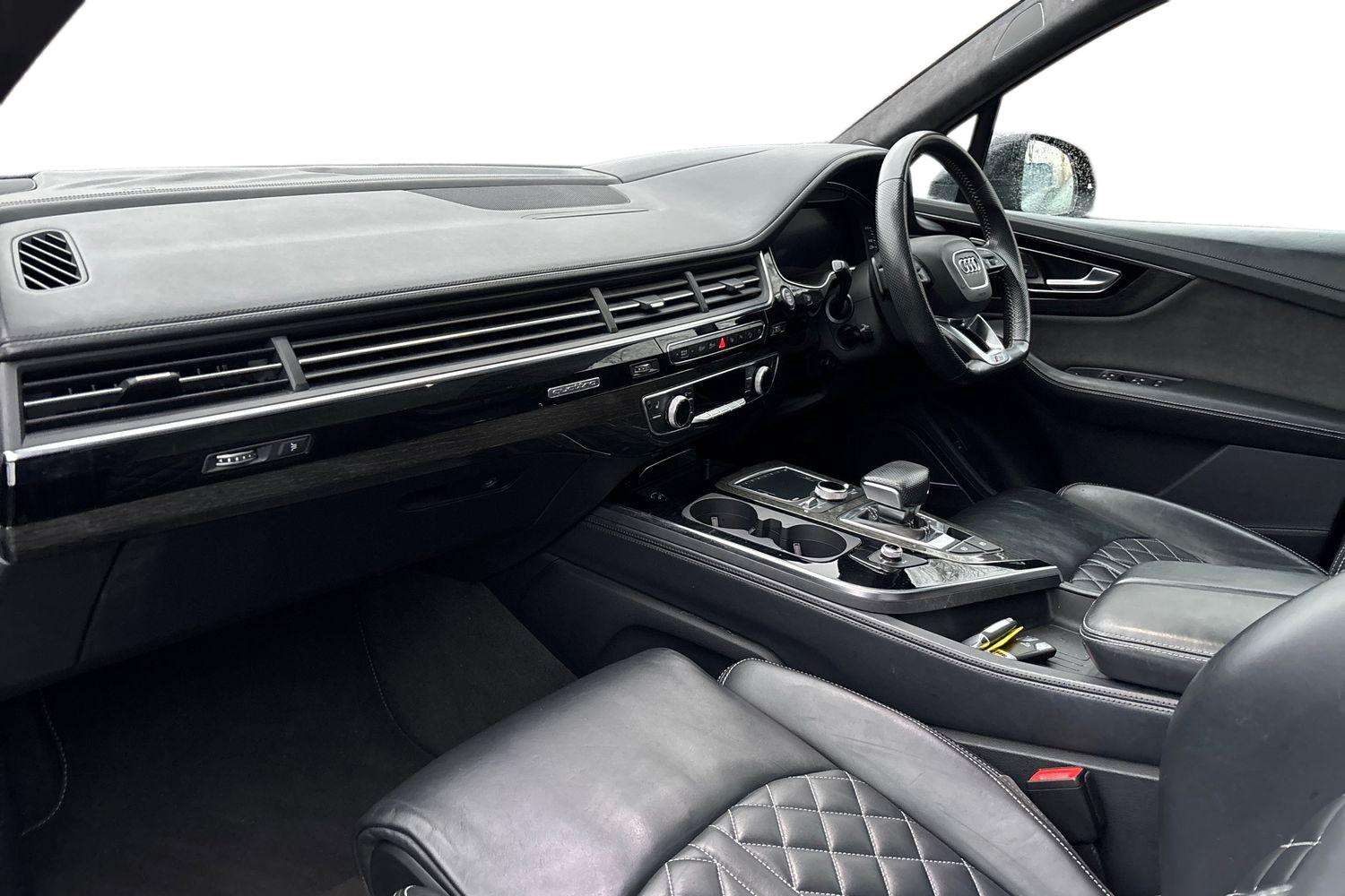 Used Audi Q7 2019 for sale - 76827709: Photo 2