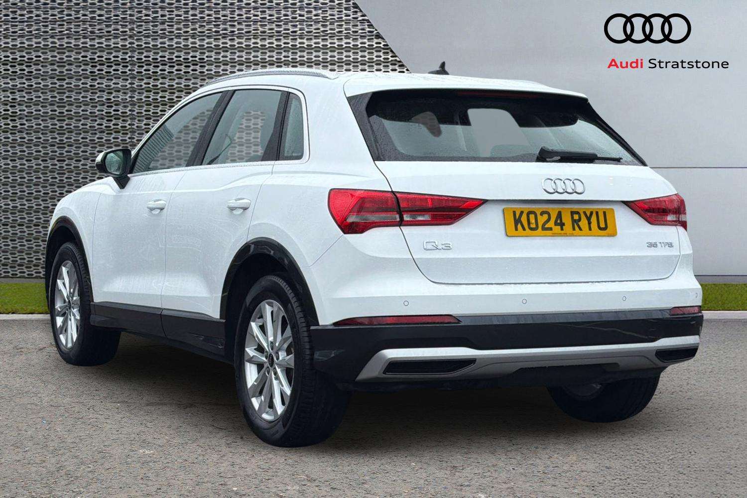 Used Audi Q3 2024 for sale - 77726834: Photo 3