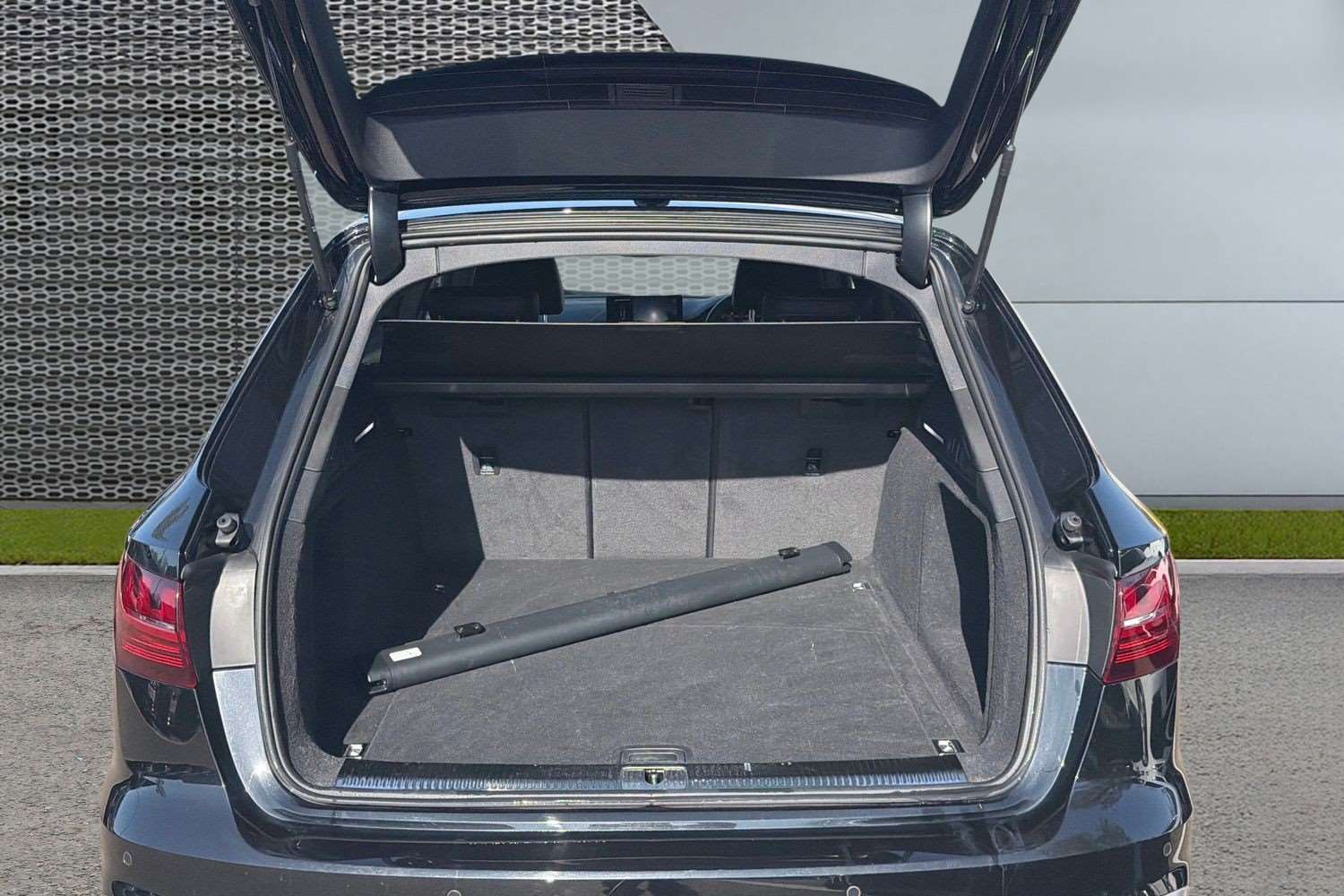 Used Audi A4 2024 for sale - 78173673: Photo 13