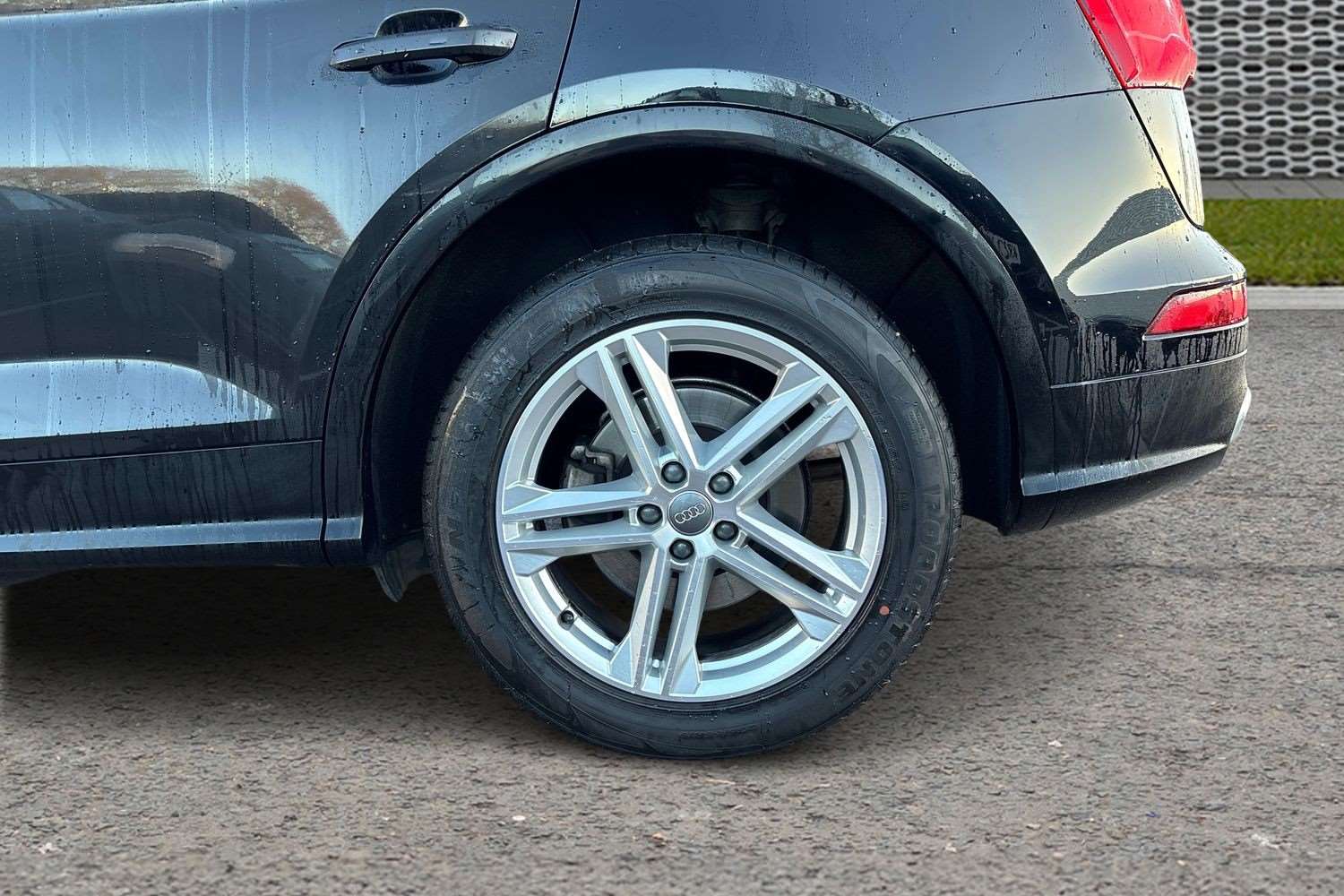 Used Audi Q5 2019 for sale - 76804960: Photo 11