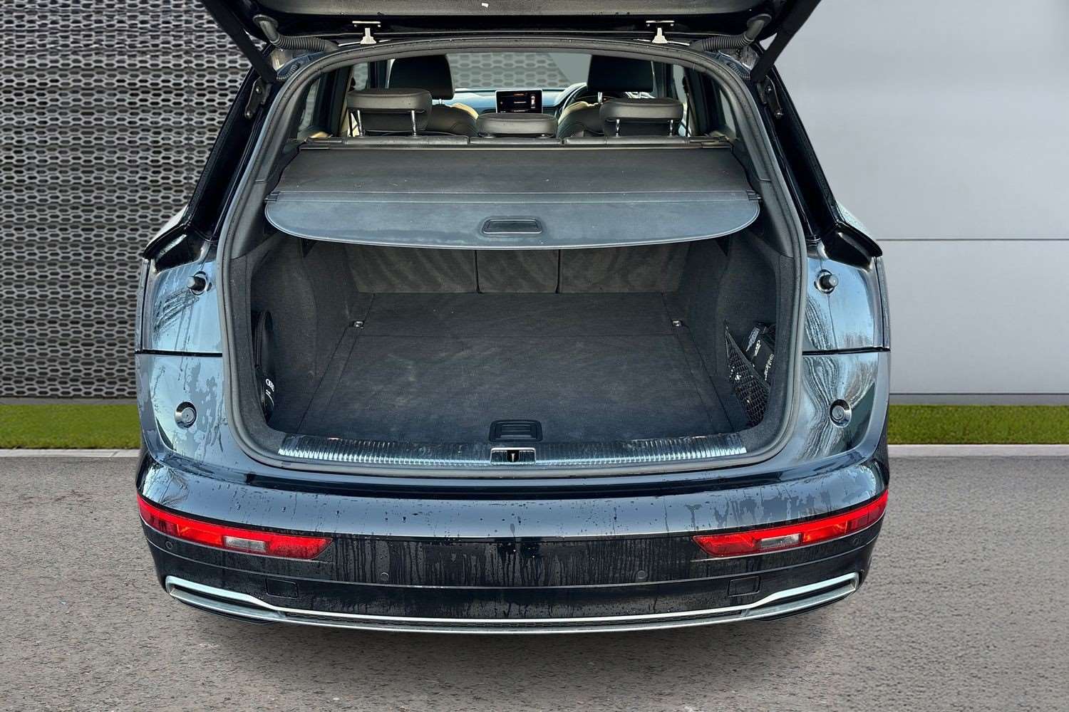 Used Audi Q5 2019 for sale - 76804960: Photo 13