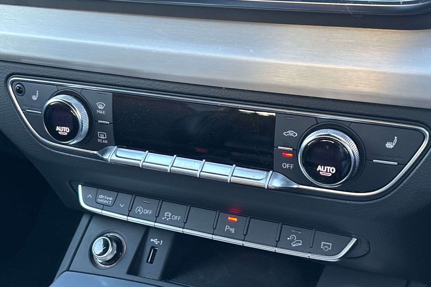 Used Audi Q5 2019 for sale - 76804960: Photo 28