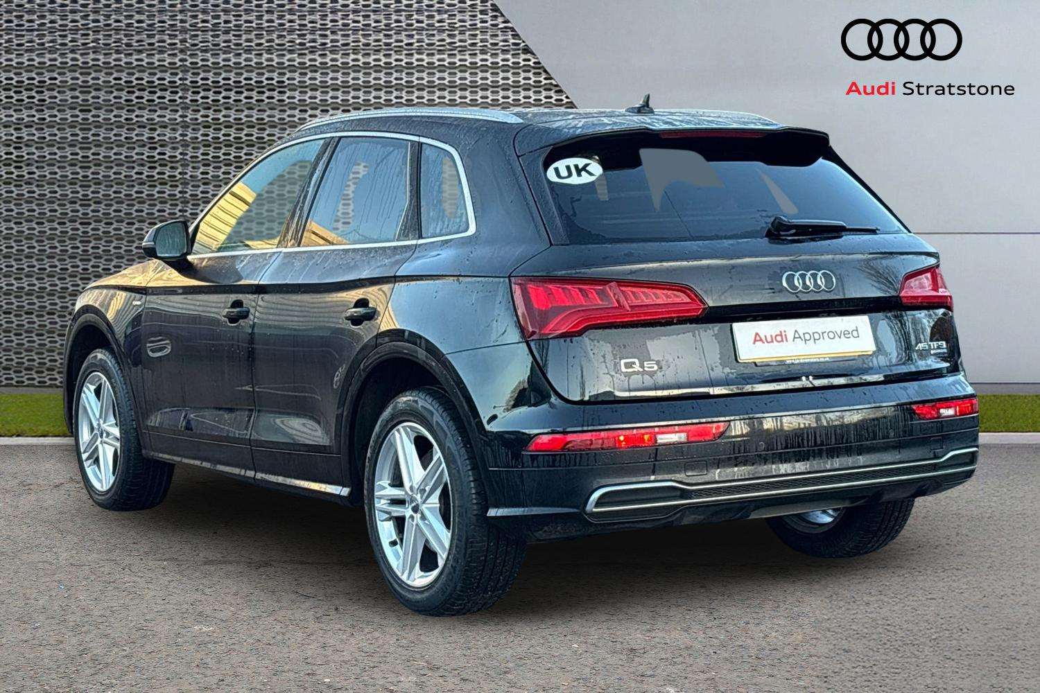 Used Audi Q5 2019 for sale - 76804960: Photo 3