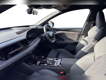 Used Audi Q6 e-tron 2025 for sale - 77740894: Photo
