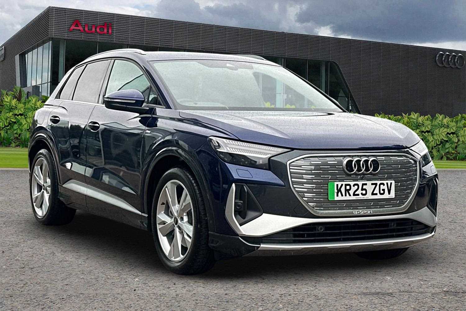Used Audi Q4 e-tron 2025 for sale - 76310903: Photo 1