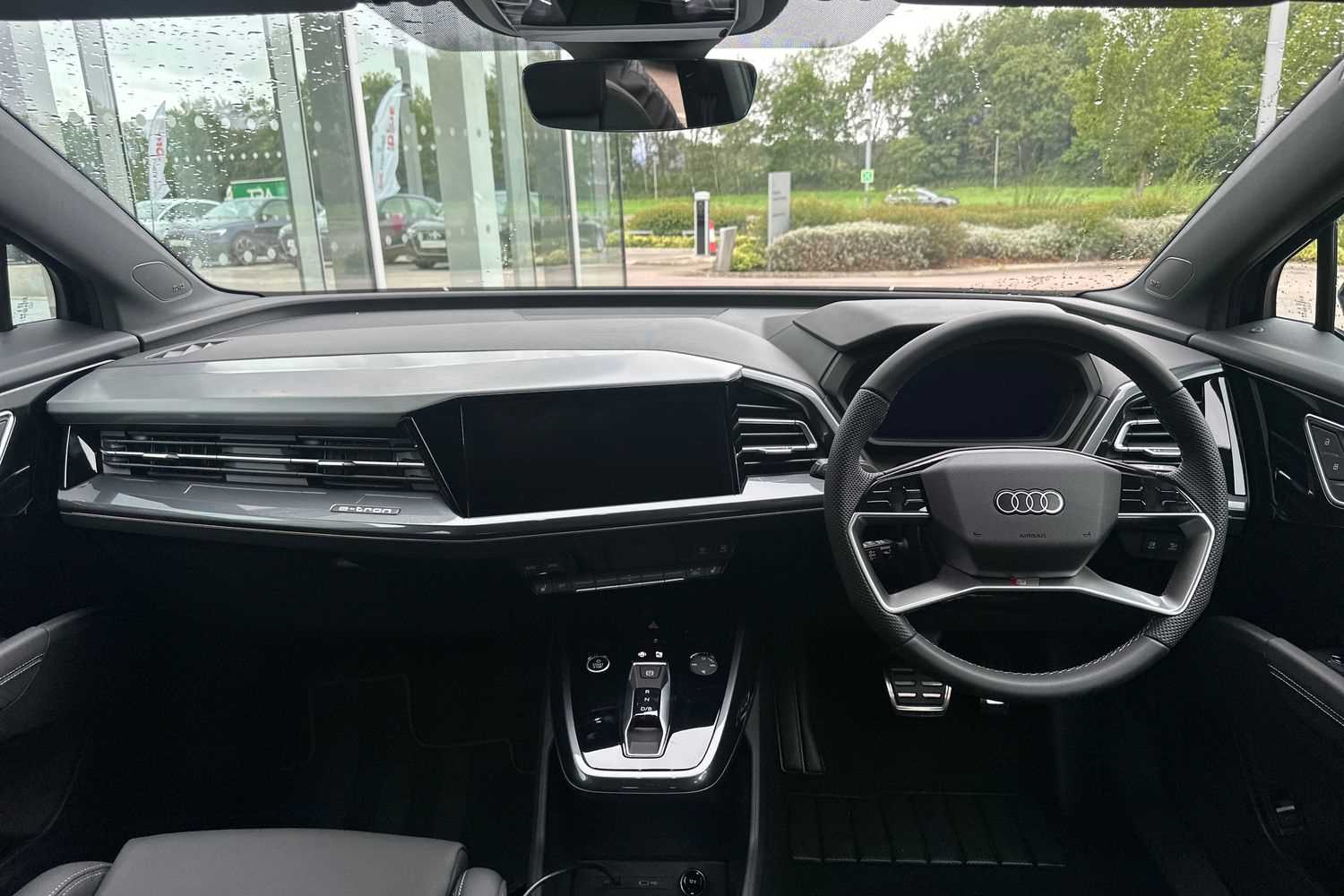 Used Audi Q4 e-tron 2025 for sale - 76310903: Photo 12
