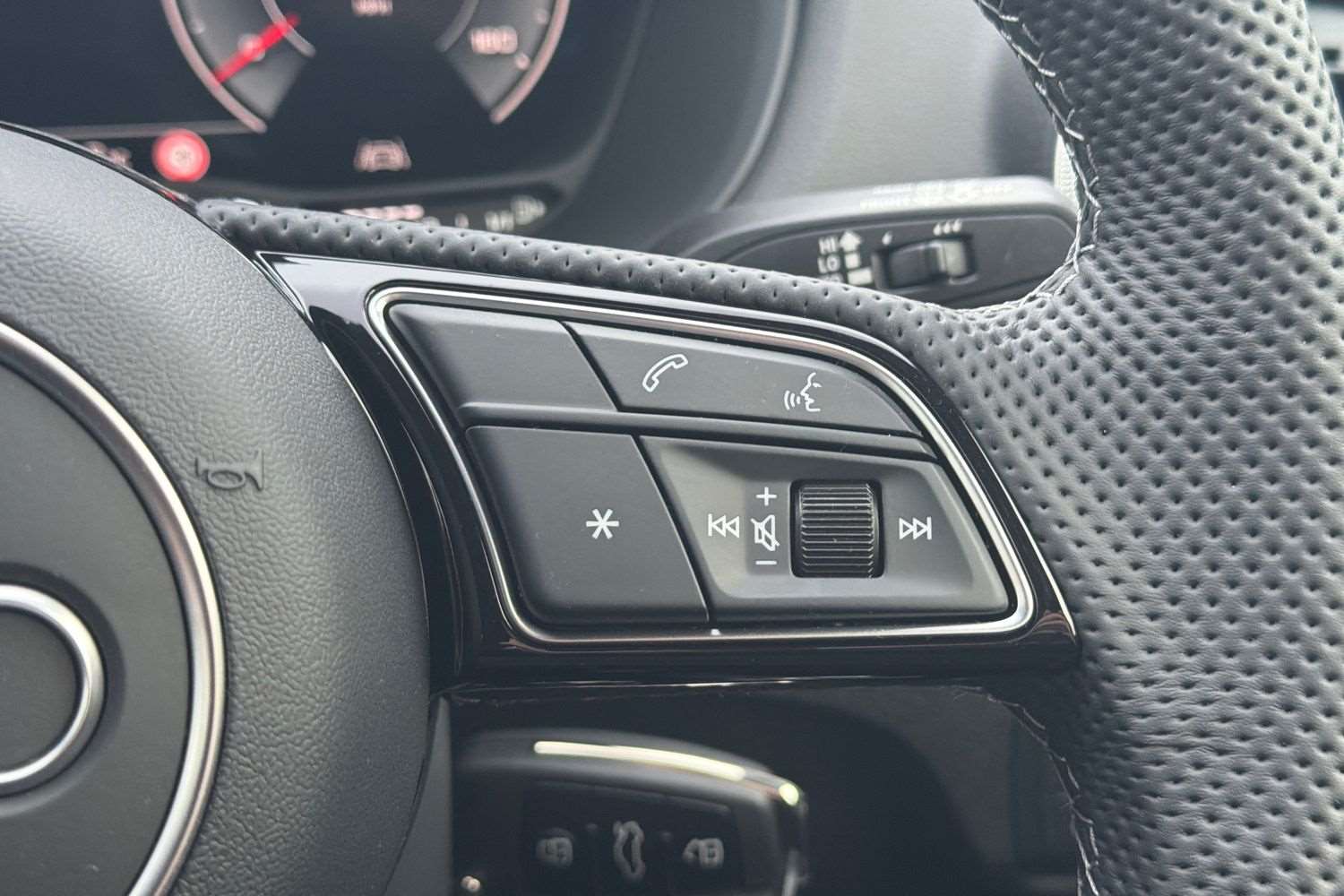 Used Audi Q2 2025 for sale - 76421154: Photo 17