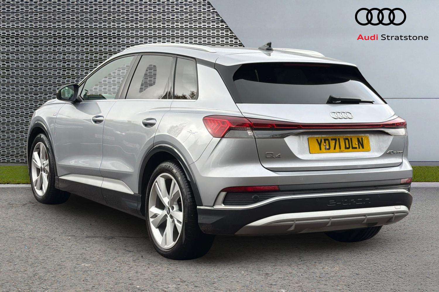 Used Audi Q4 e-tron 2021 for sale - 76242425: Photo 3