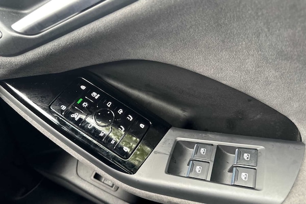 Used Audi Q6 e-tron 2024 for sale - 74716789: Photo 21