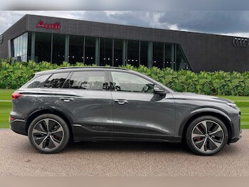 Used Audi Q6 e-tron 2024 for sale - 74716789: Photo