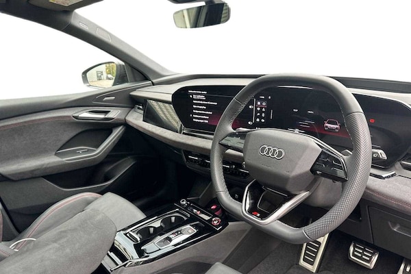 Used Audi Q6 e-tron 2024 for sale - 74716789: Photo 6