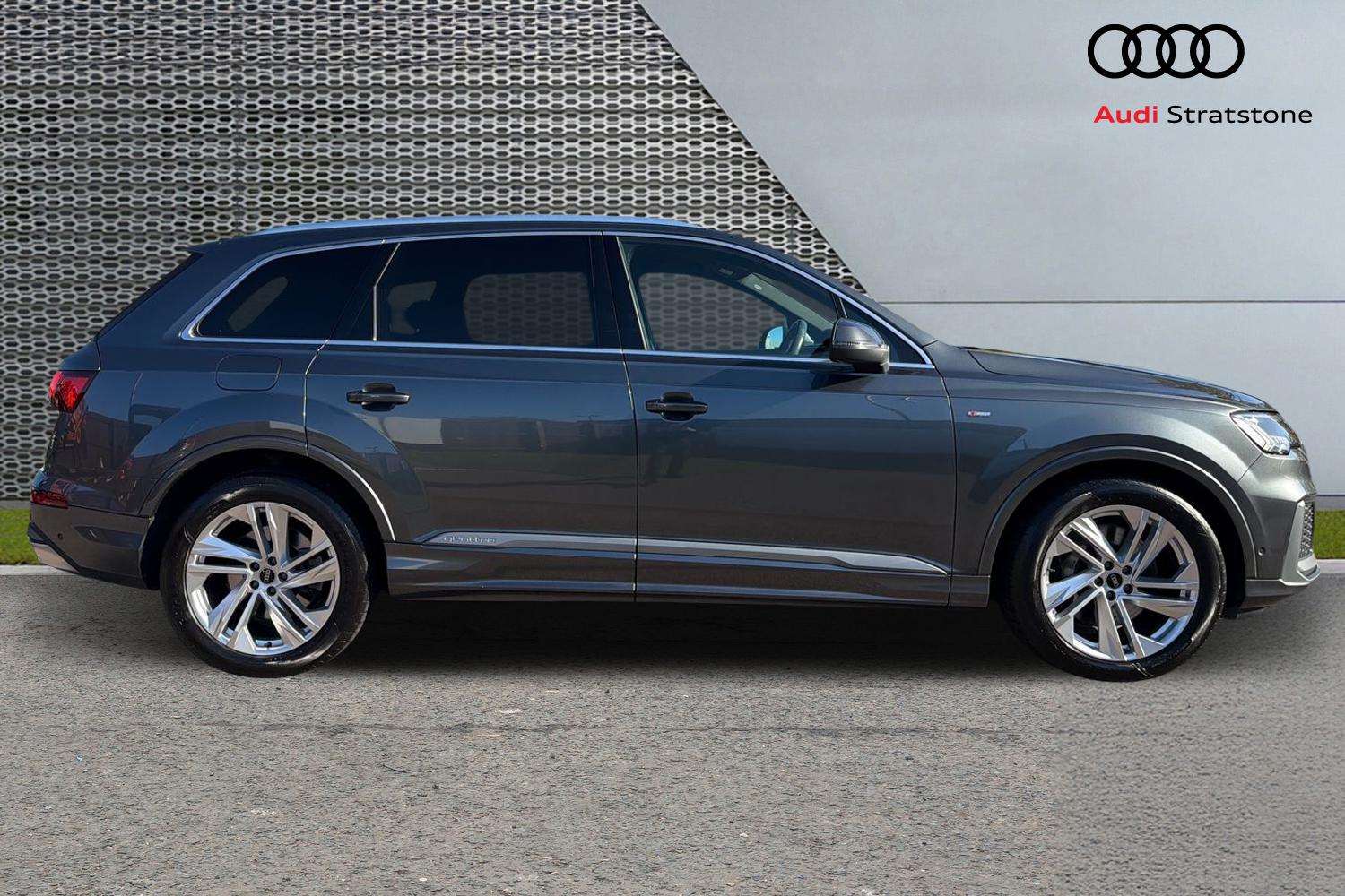 Used Audi Q7 2021 for sale - 76045005: Photo 4
