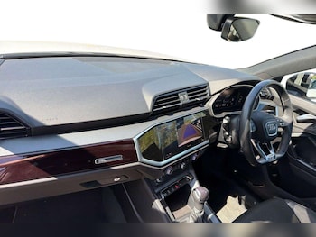 Used Audi Q3 2022 for sale - 79096179: Photo