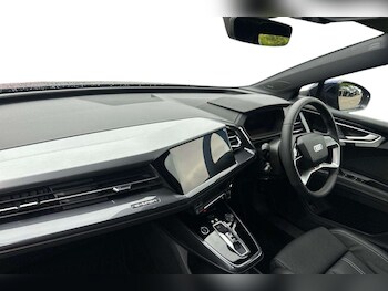 Used Audi Q4 e-tron 2025 for sale - 75845985: Photo