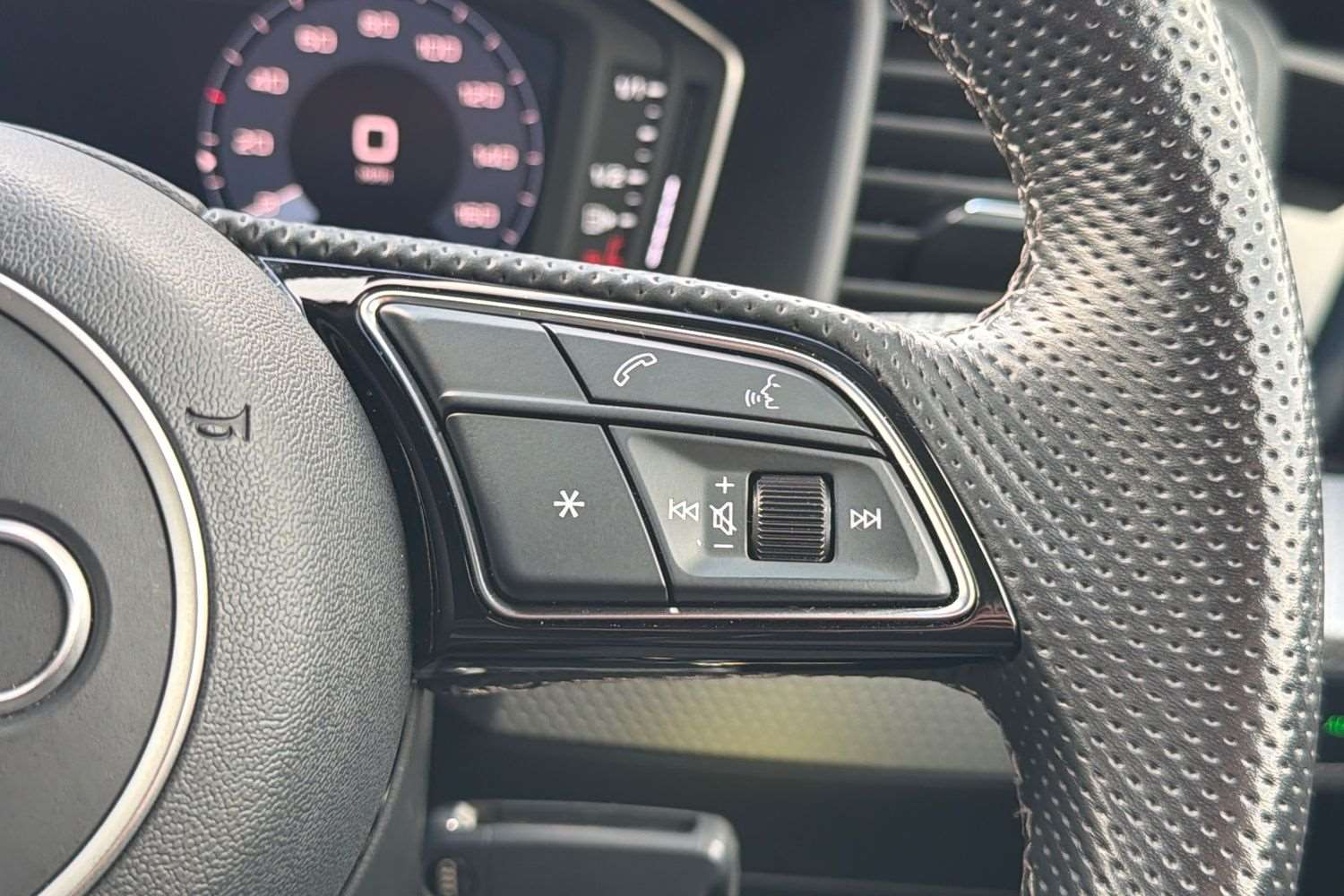 Used Audi A1 2023 for sale - 76156198: Photo 17