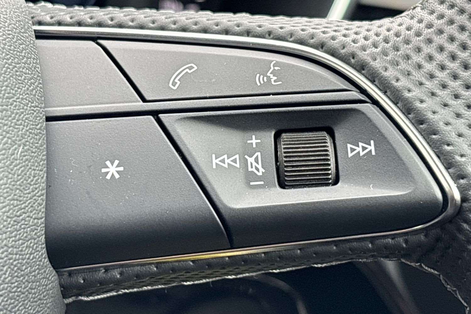 Used Audi Q3 2025 for sale - 77810802: Photo 17