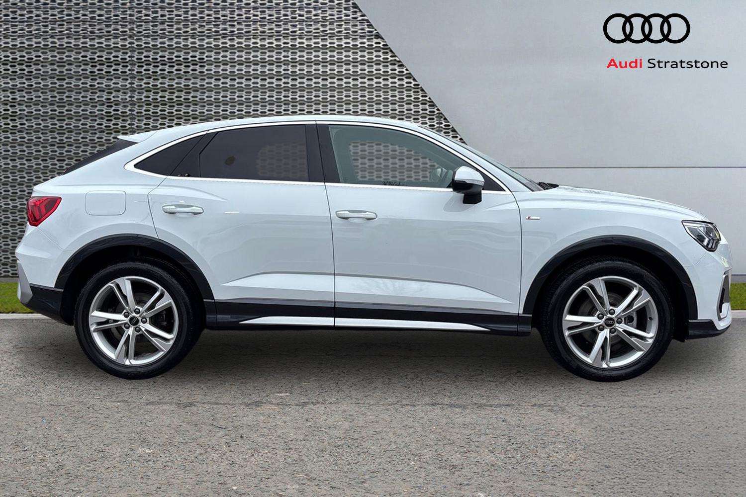 Used Audi Q3 2025 for sale - 77810802: Photo 4