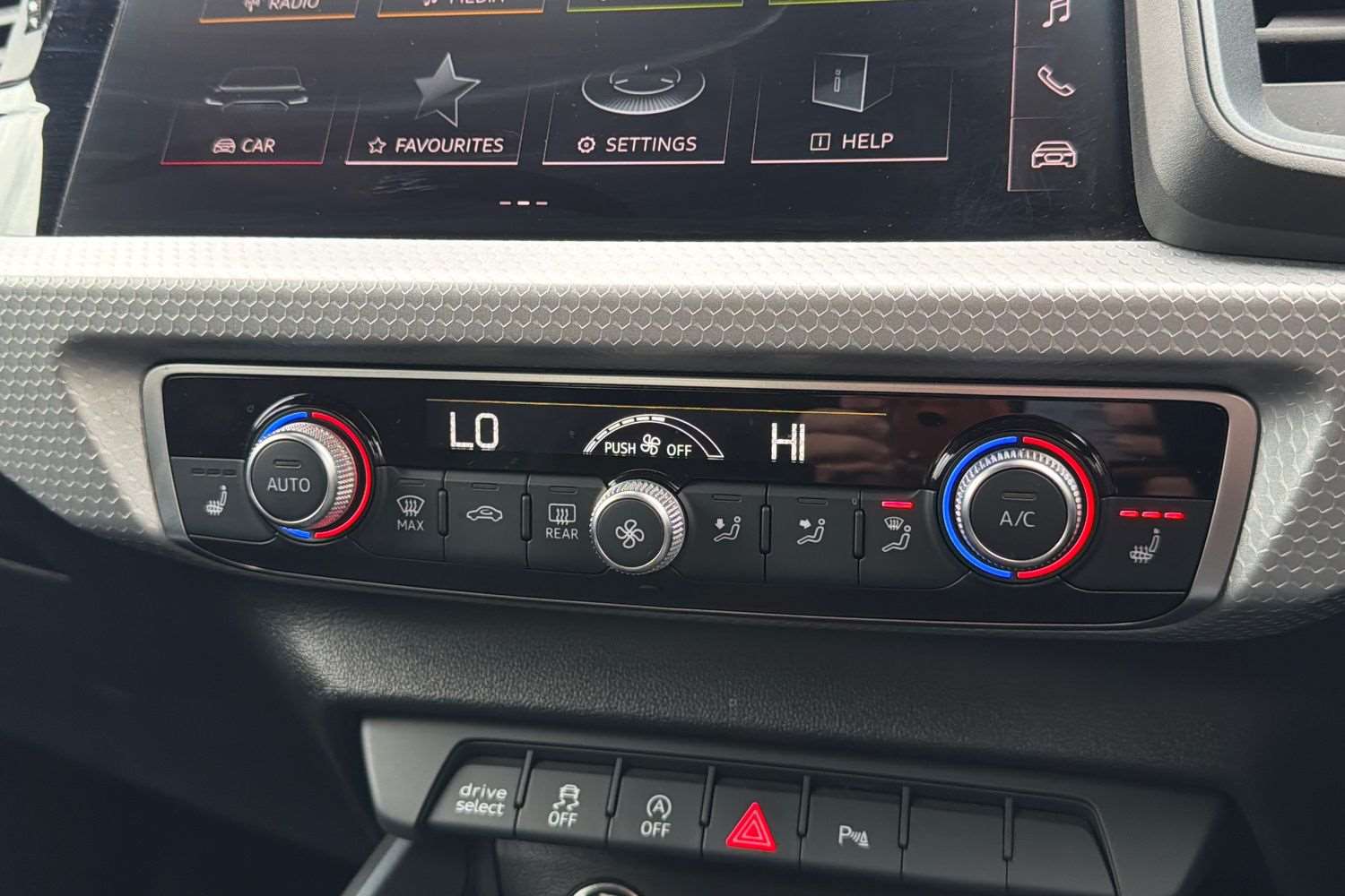 Used Audi A1 for sale - 76421160: Photo 28