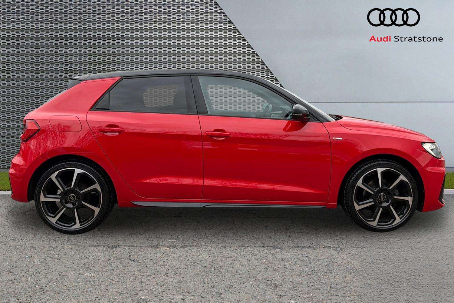 Used Audi A1 for sale - 76421160: Photo 4