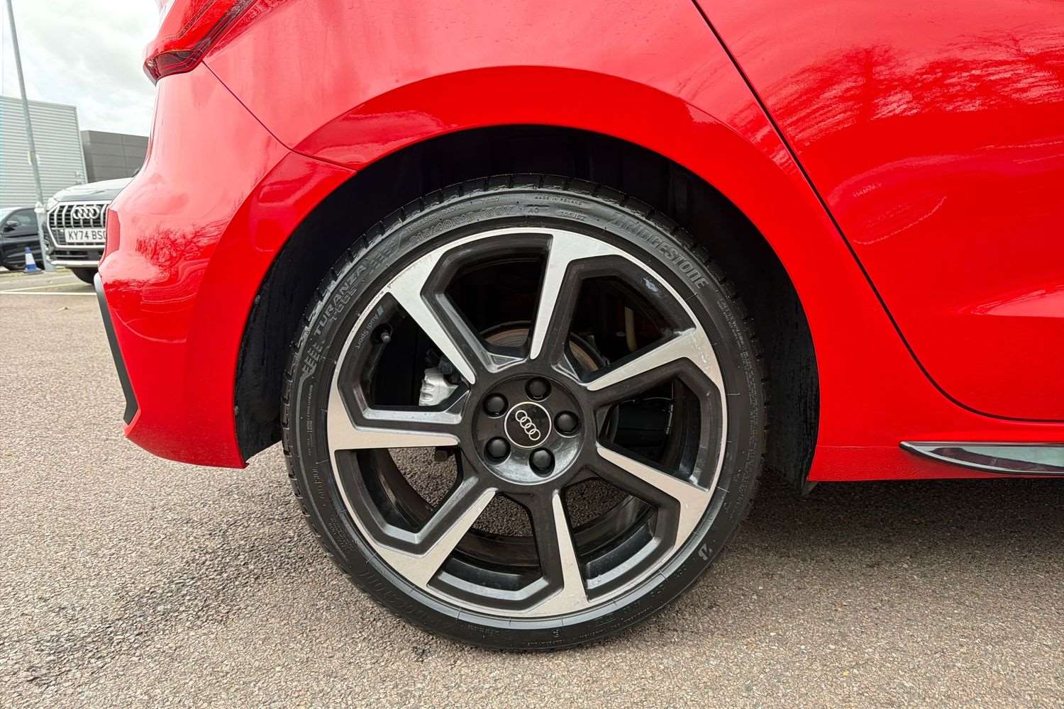 Used Audi A1 for sale - 76421160: Photo 9