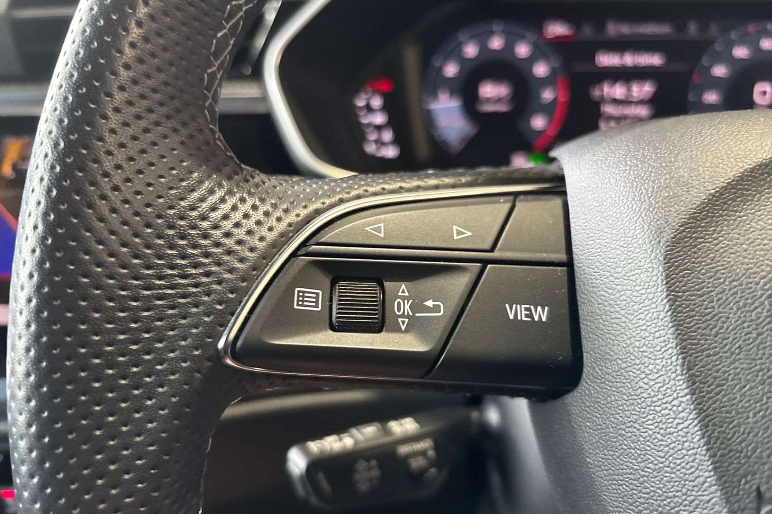 Used Audi Q3 2023 for sale - 77772069: Photo 16