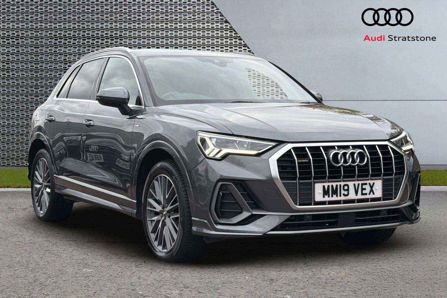 Used Audi Q3 2019 for sale - 76087809: Photo 1