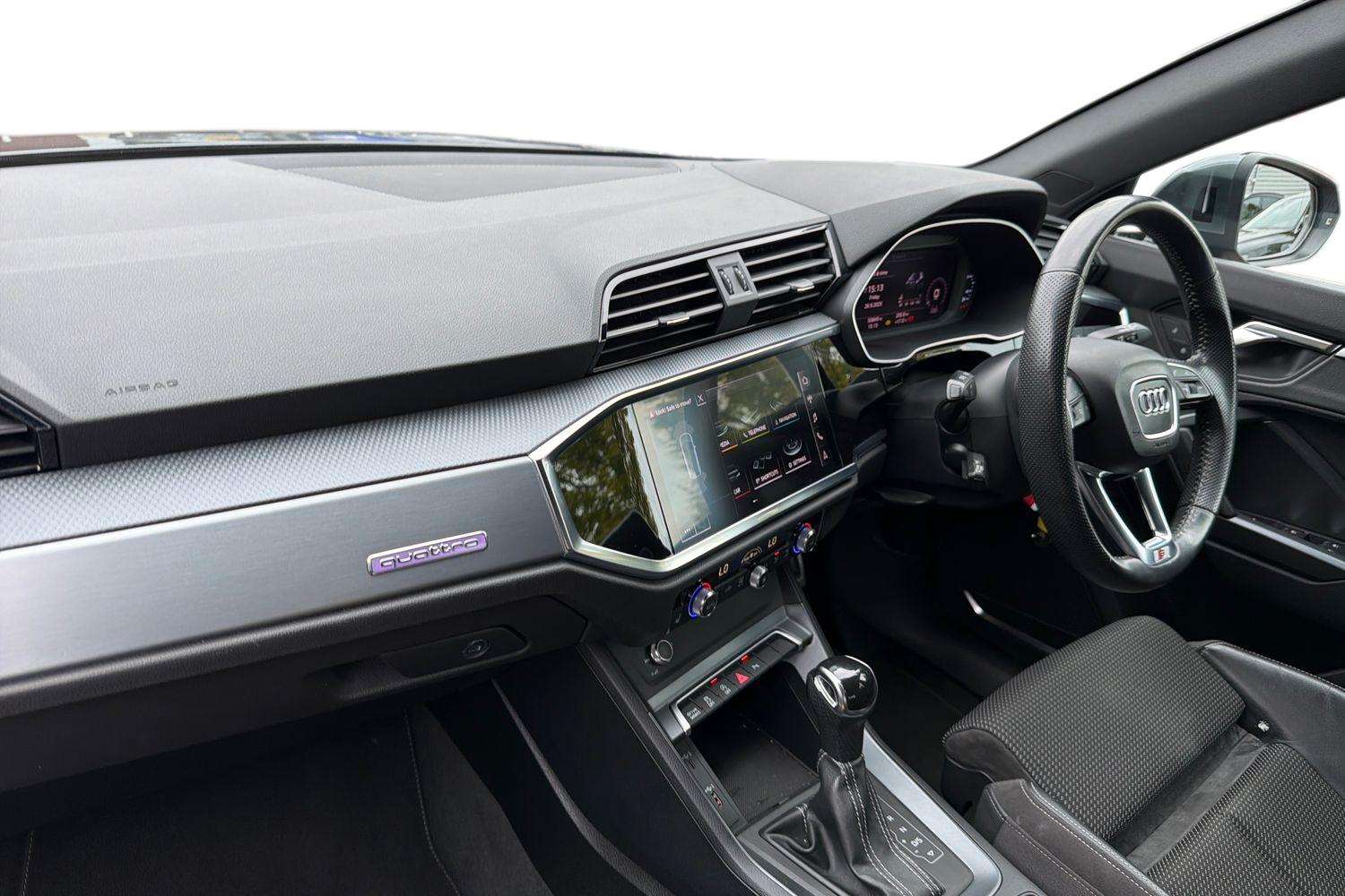 Used Audi Q3 2019 for sale - 76087809: Photo 2