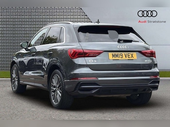Used Audi Q3 2019 for sale - 76087809: Photo 3