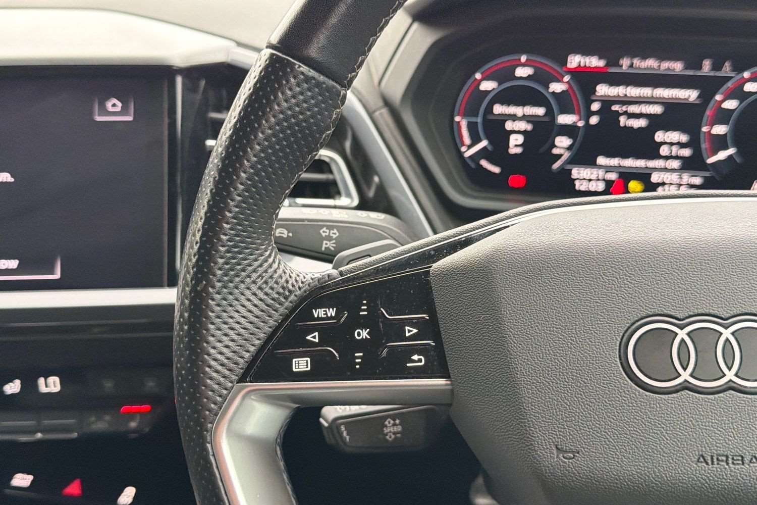 Used Audi Q4 e-tron 2022 for sale - 76063277: Photo 16
