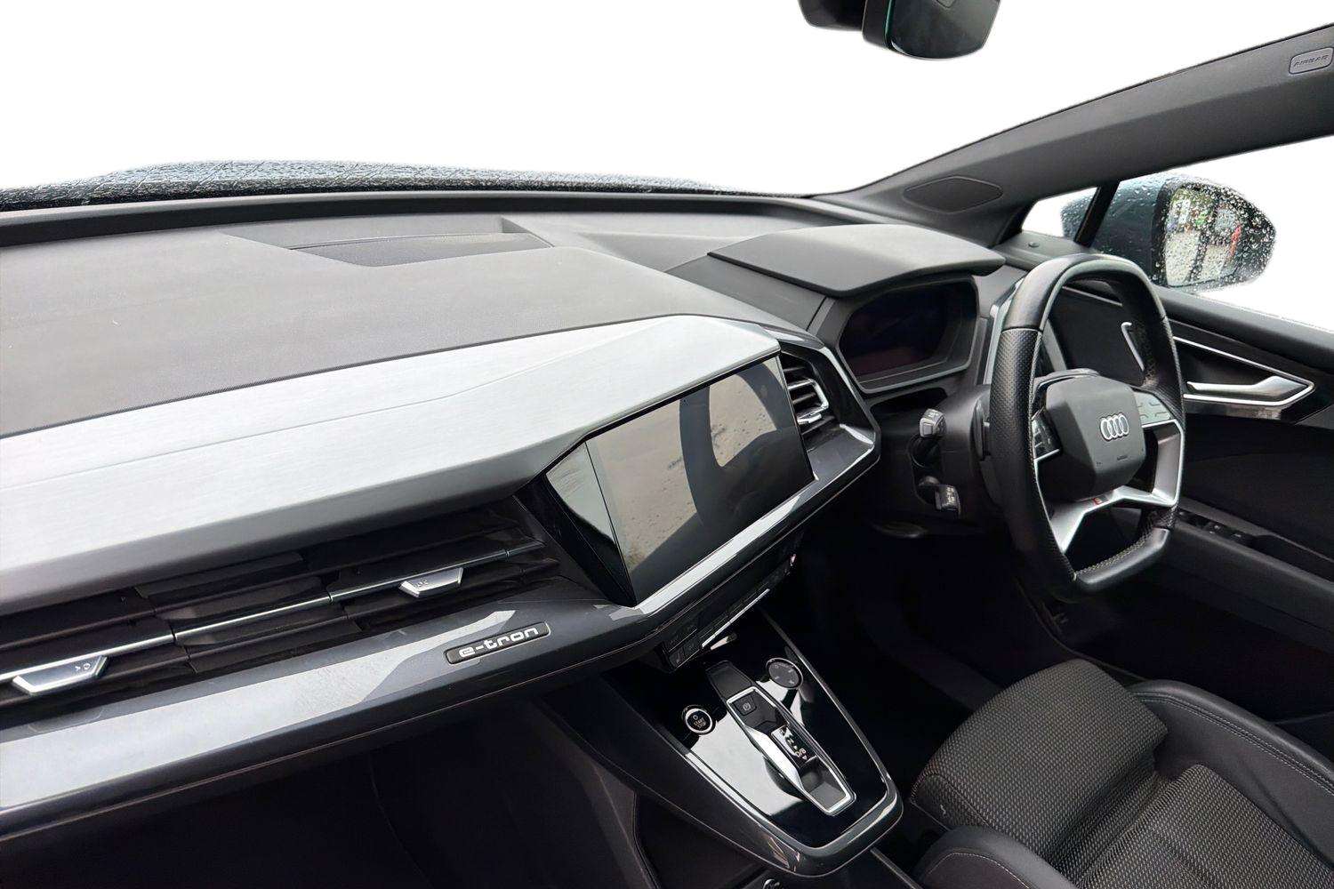 Used Audi Q4 e-tron 2022 for sale - 76063277: Photo 2