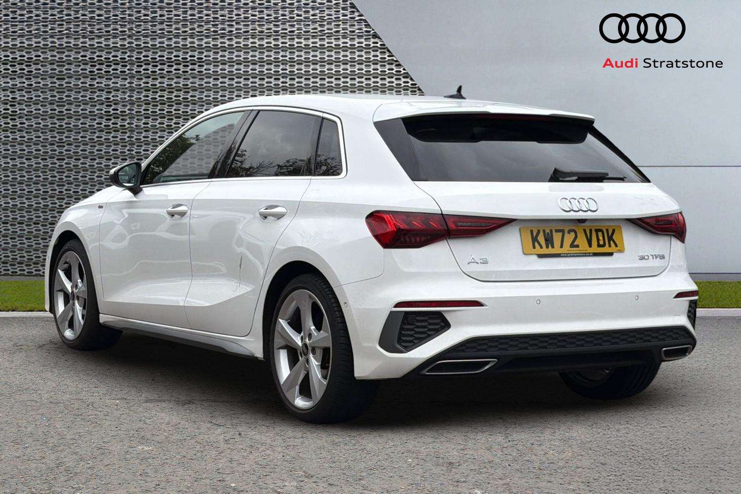 Used Audi A3 2023 for sale - 76113339: Photo 3