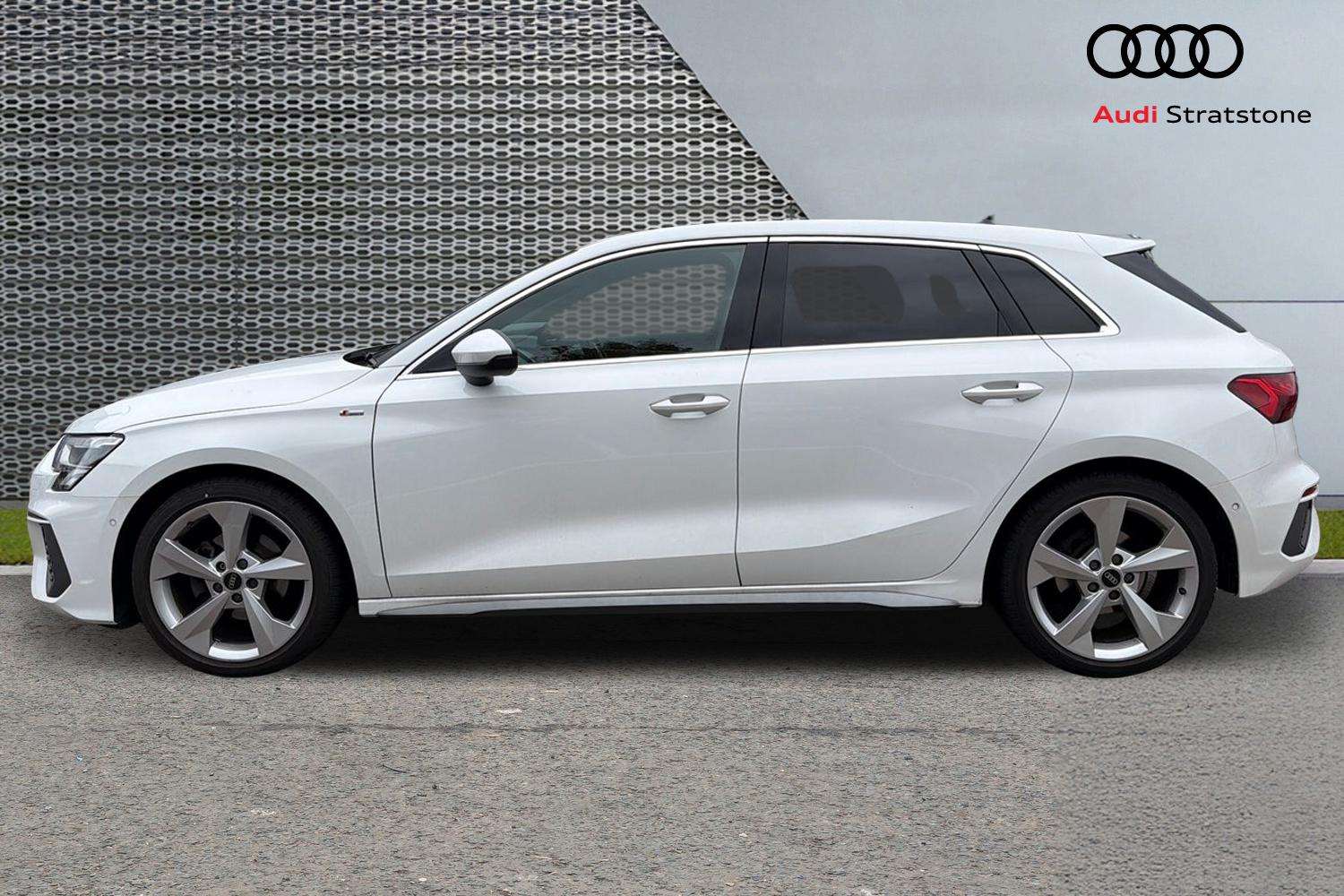 Used Audi A3 2023 for sale - 76113339: Photo 8