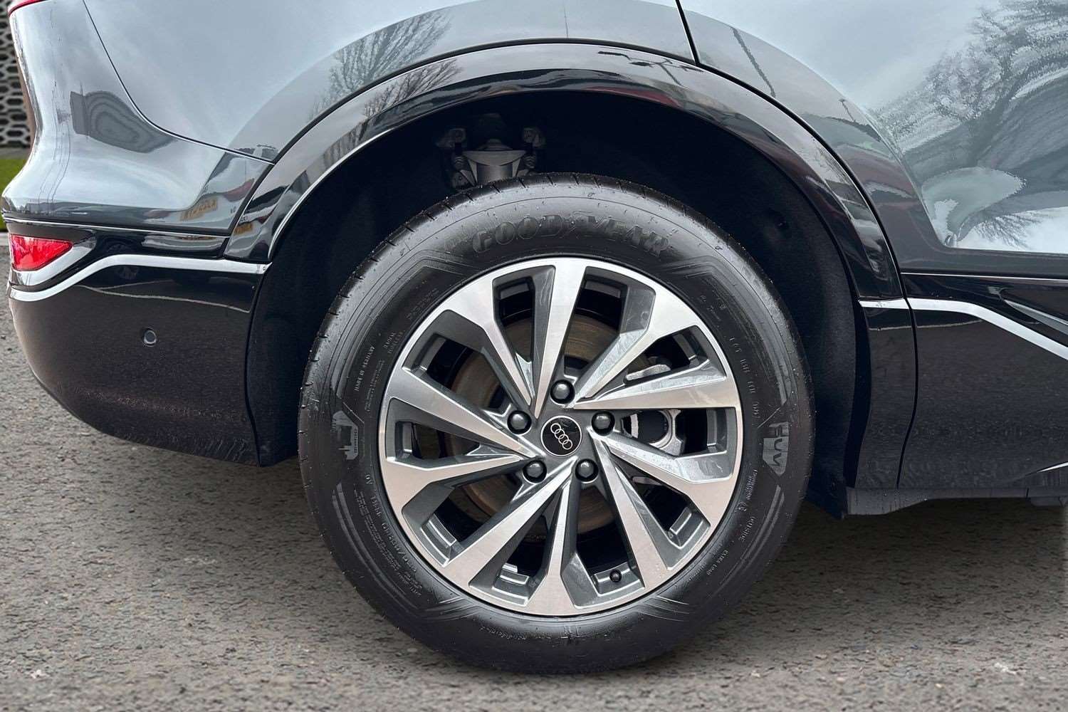 Used Audi Q6 e-tron 2025 for sale - 77772169: Photo 11