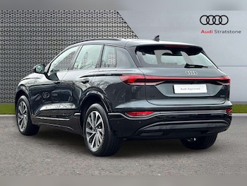 Used Audi Q6 e-tron 2025 for sale - 77772169: Photo
