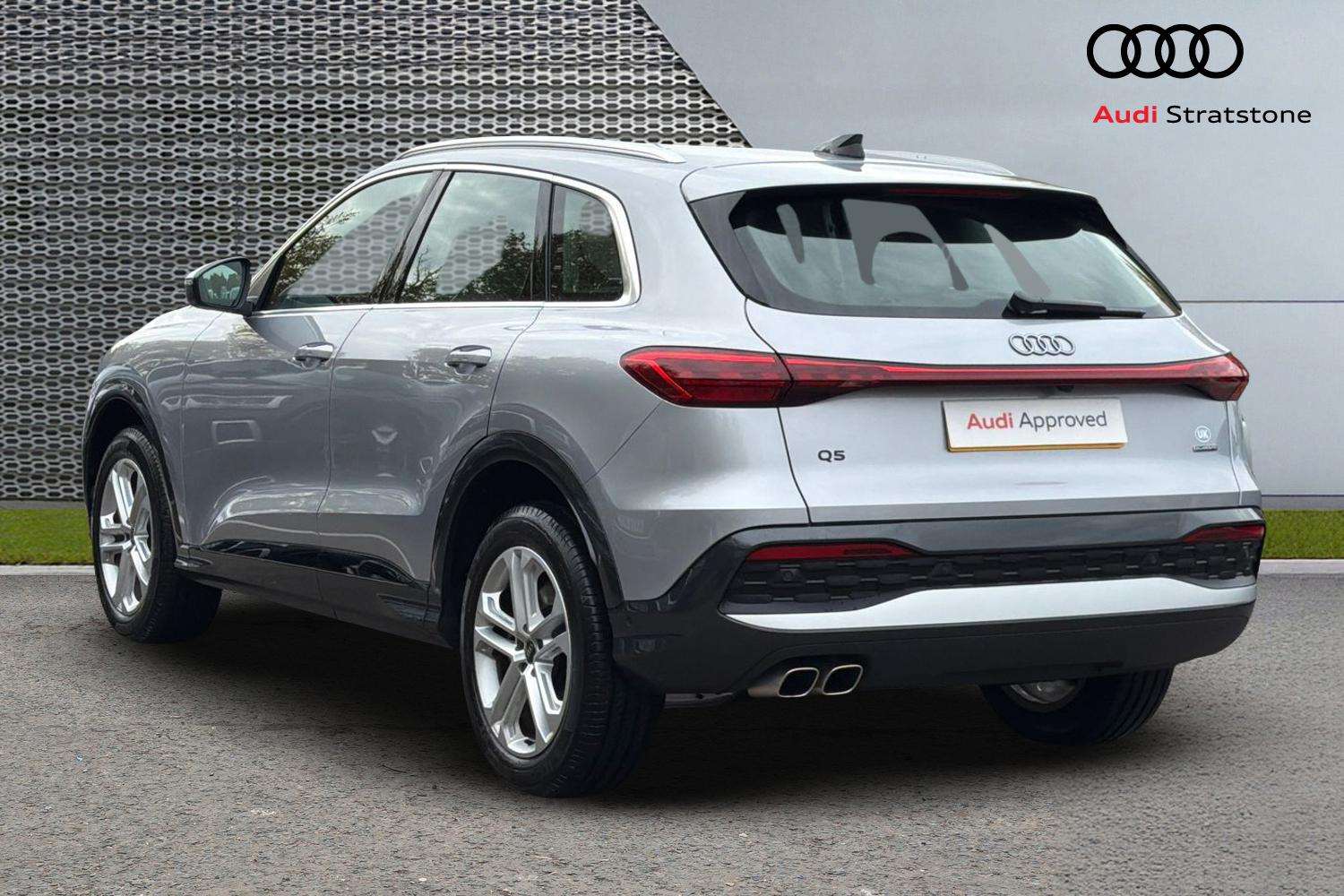 Used Audi Q5 2025 for sale - 76156059: Photo 3