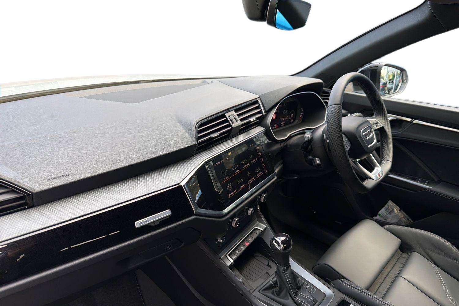 Used Audi Q3 2025 for sale - 76063476: Photo 2