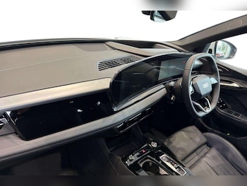 Used Audi Q6 e-tron 2025 for sale - 78060197: Photo