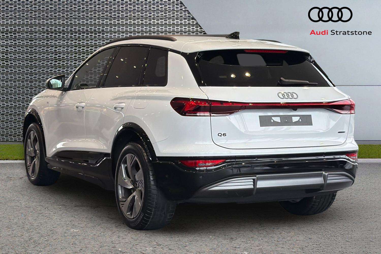Used Audi Q6 e-tron 2025 for sale - 78060197: Photo 3