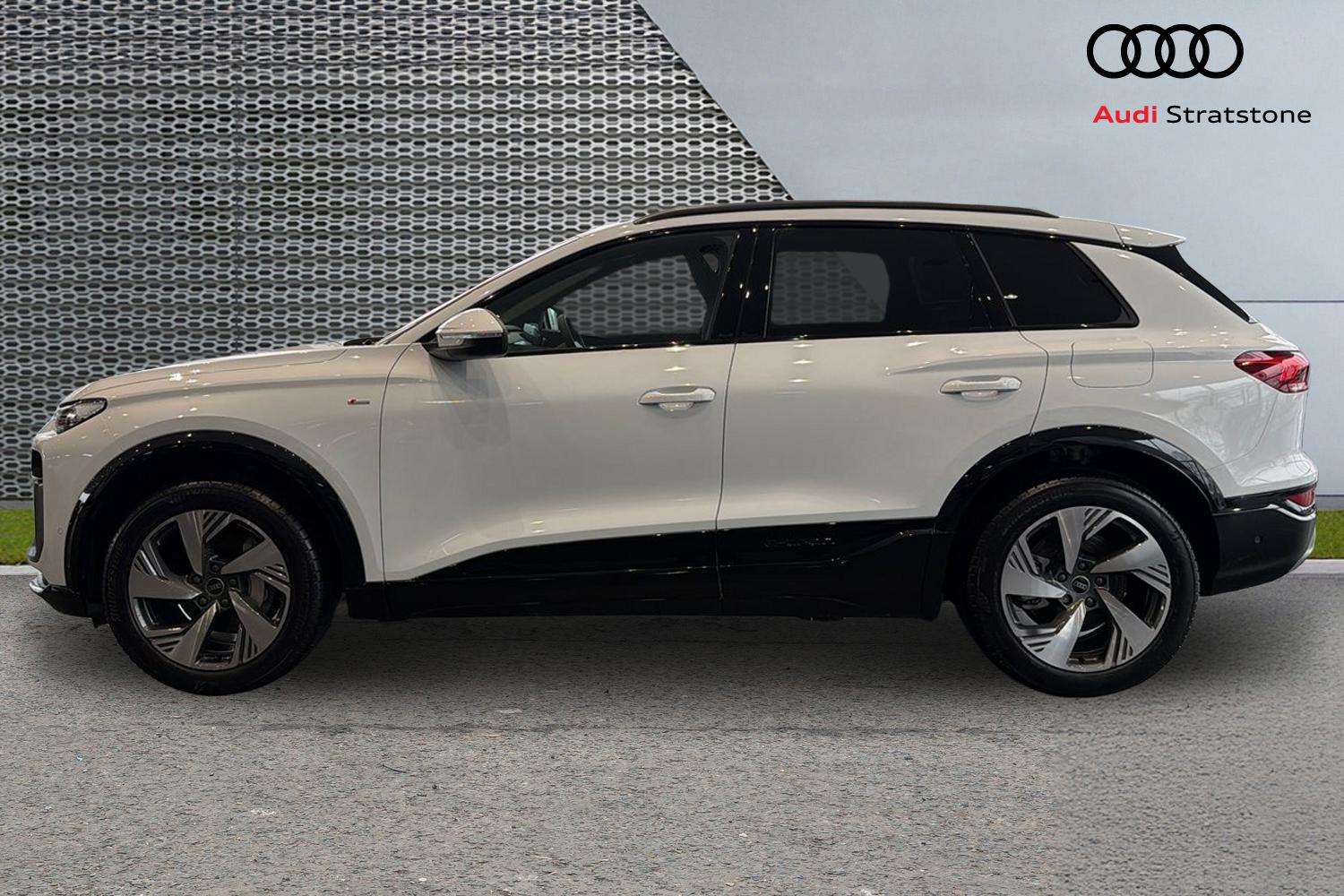 Used Audi Q6 e-tron 2025 for sale - 78060197: Photo 8