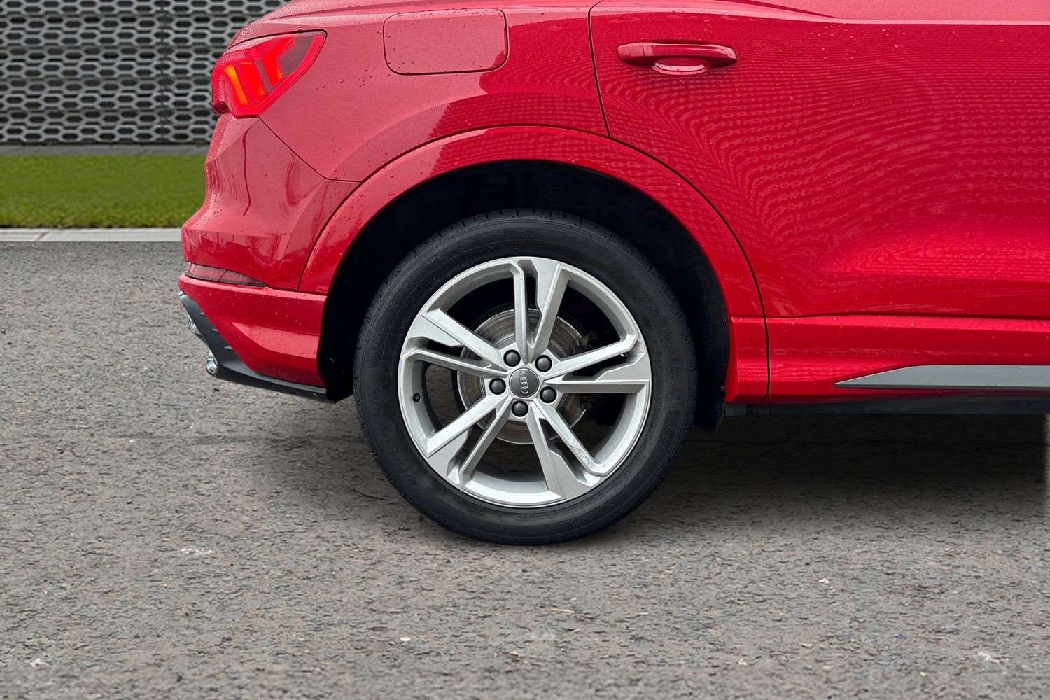 Used Audi Q3 2019 for sale - 77458562: Photo 11