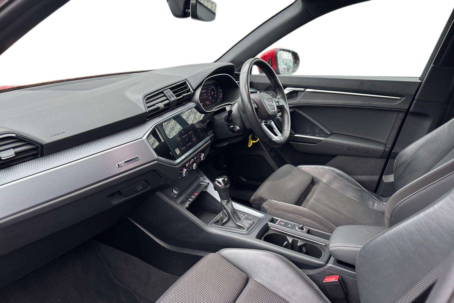 Used Audi Q3 2019 for sale - 77458562: Photo 2