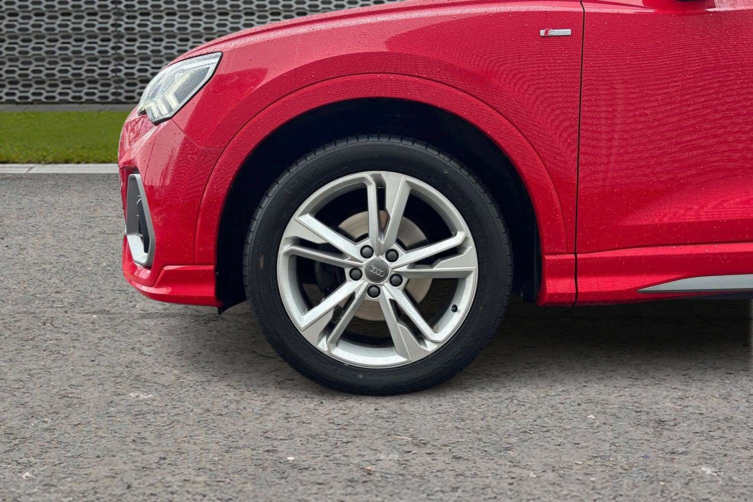 Used Audi Q3 2019 for sale - 77458562: Photo 9