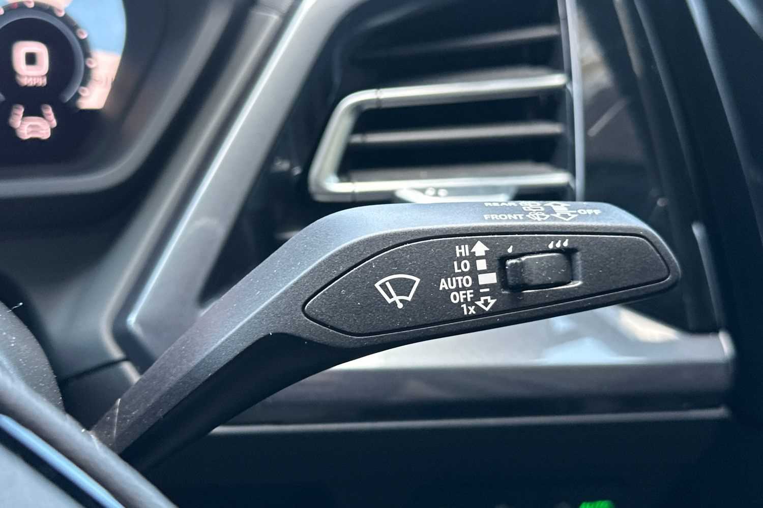 Used Audi Q4 e-tron 2025 for sale - 76016192: Photo 20