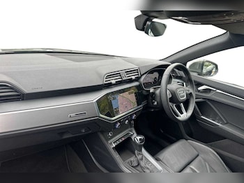 Used Audi Q3 2025 for sale - 75523003: Photo