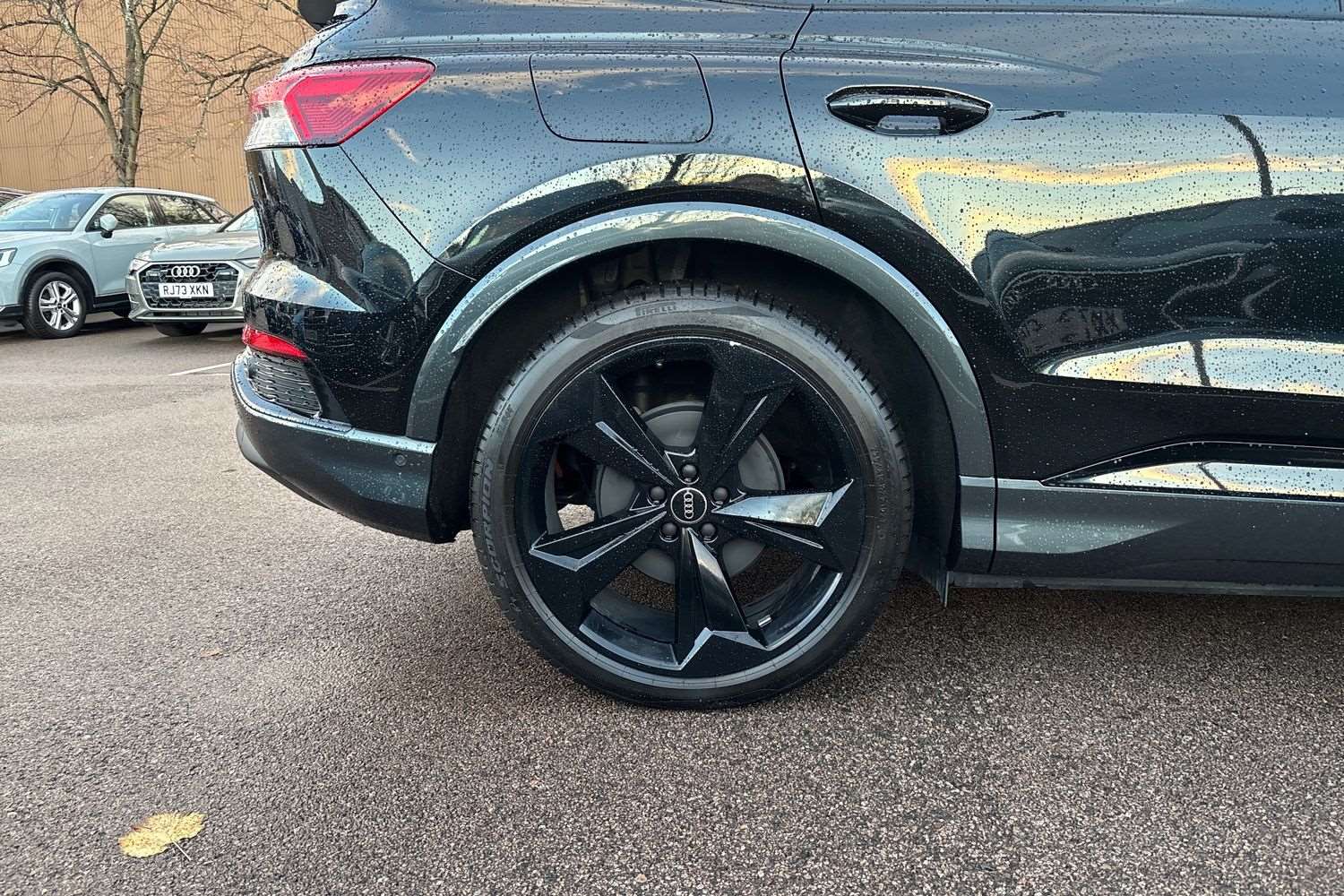 Used Audi Q4 e-tron 2025 for sale - 76540765: Photo 10