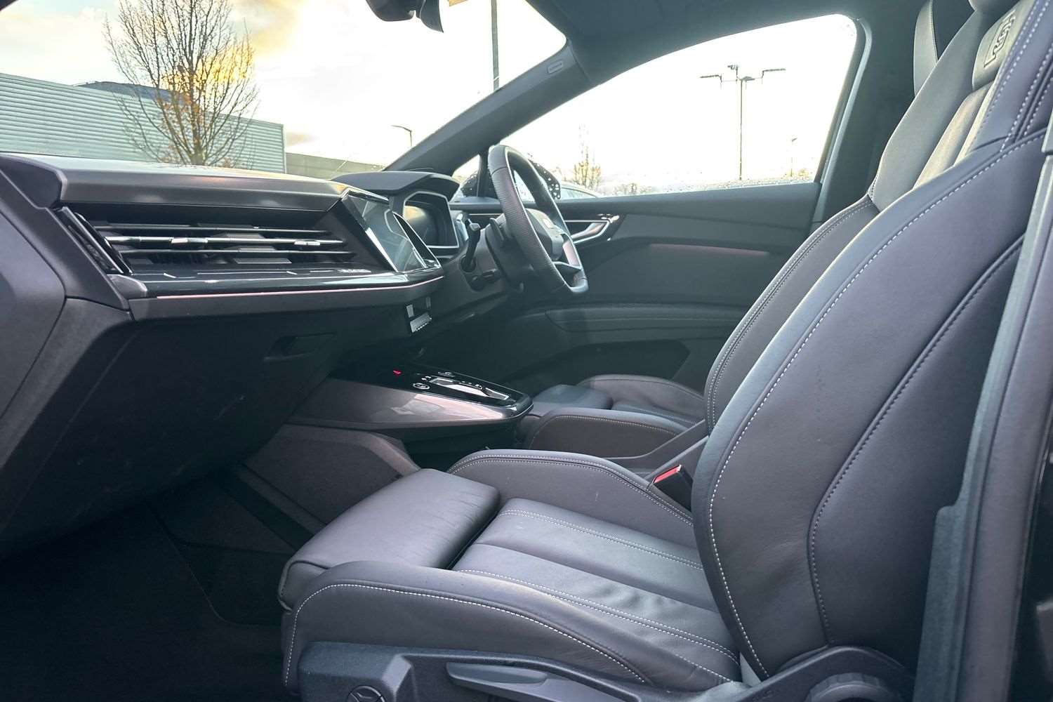 Used Audi Q4 e-tron 2025 for sale - 76540765: Photo 21