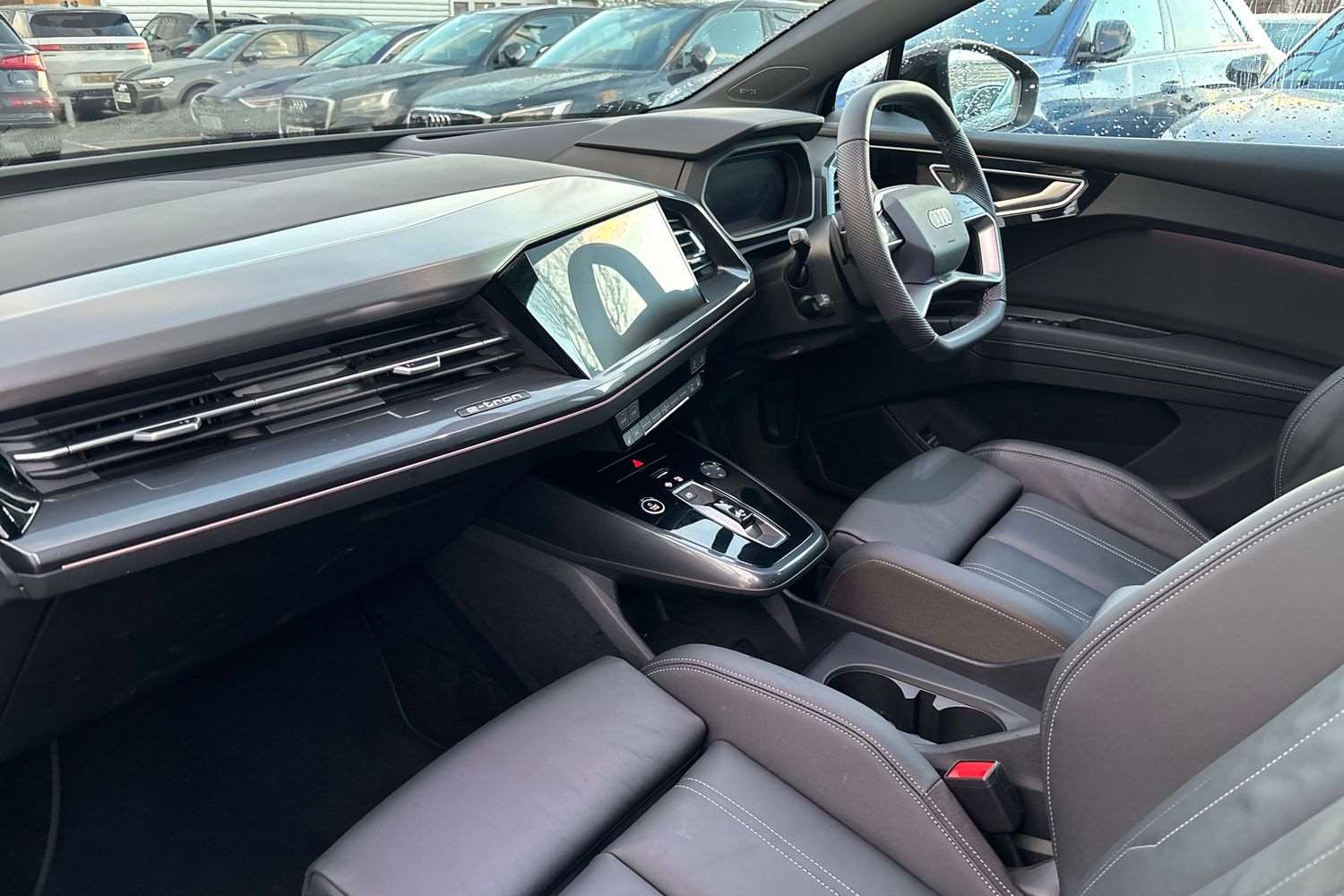 Used Audi Q4 e-tron 2025 for sale - 76540765: Photo 6