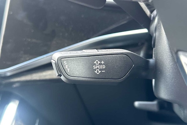 Used Audi Q8 for sale - 75710900: Photo 27