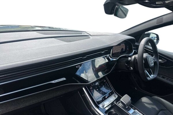 Used Audi Q8 for sale - 75710900: Photo 2