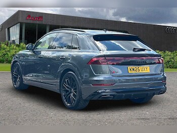 Used Audi Q8 2025 for sale - 75710900: Photo